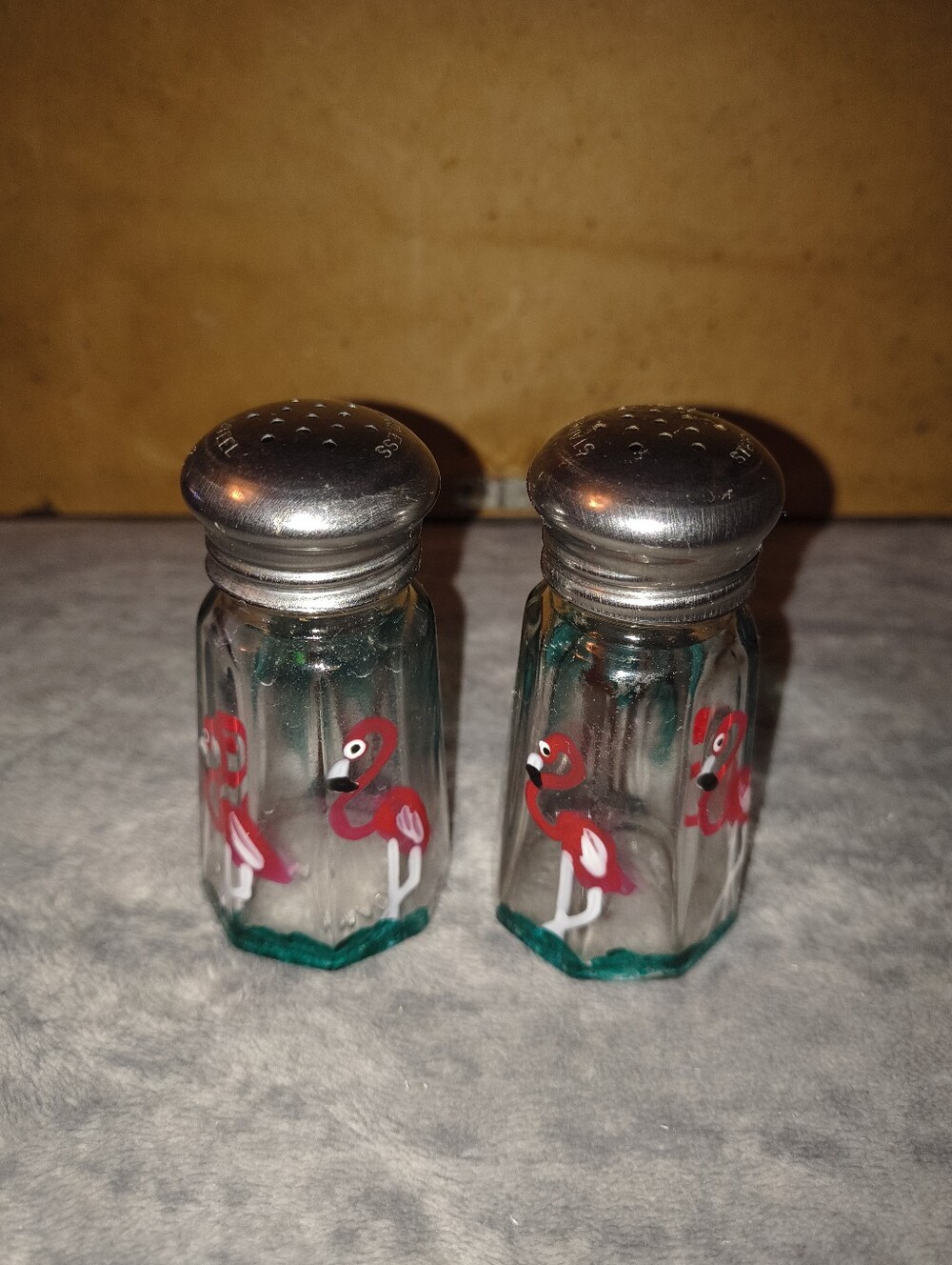 Decorative Flamingo Salt and Pepper Shaker Set - Pink